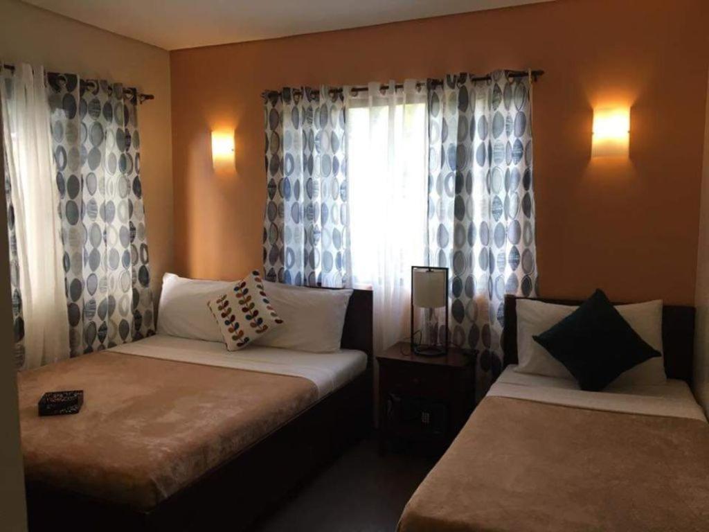 โครอน คาซา โฮเต็ล Hotel โกรอน ภายนอก รูปภาพ